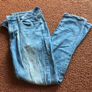 Light blue AE jeans (size: 8 short)